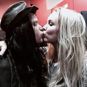 Meet your Posher, Joanna